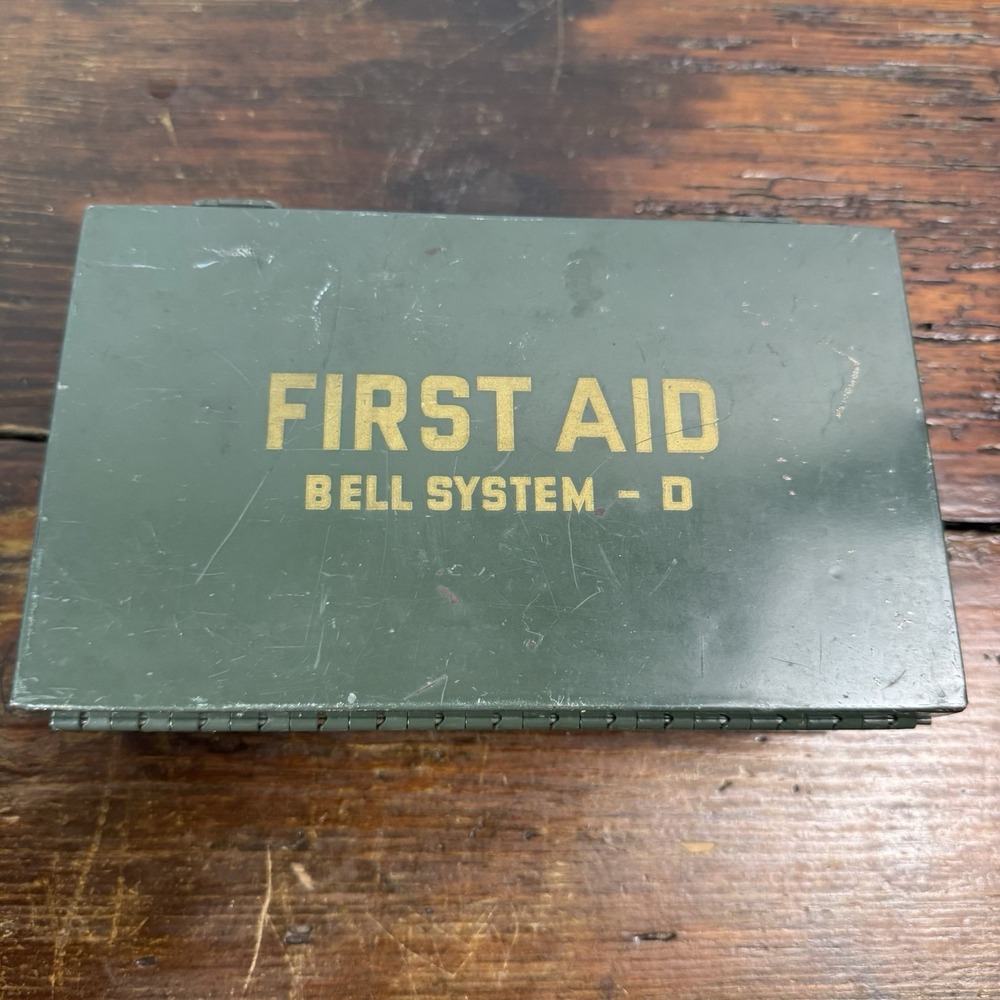 Vintage Metal First Aid Kit Hinged Box Bell System-D for Telephone Field Crew